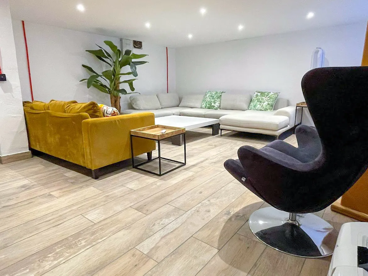 La Villa interior design